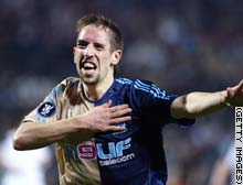 ribery il nous fait rever et il tape trés fort